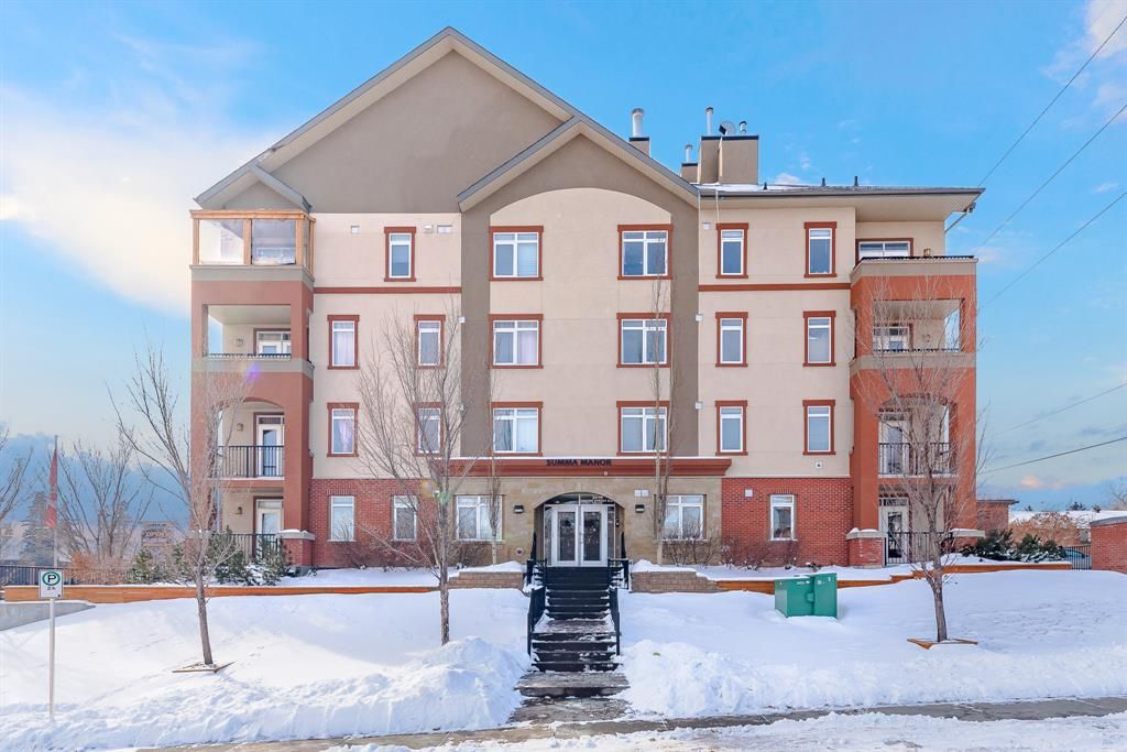 Main Photo: 401 2419 Centre Street NW in Calgary: Tuxedo Park Apartment for sale : MLS®# A2031865