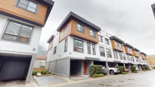 Main Photo: 15 39769 GOVERNMENT Road in Squamish: Northyards Townhouse for sale in "Breeze" : MLS®# R2878076