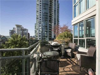 Photo 5: 703 1128 QUEBEC Street in Vancouver: Mount Pleasant VE Condo for sale in "The National" (Vancouver East)  : MLS®# V1138628