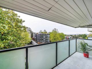 Photo 16: 414 2333 TRIUMPH Street in Vancouver: Hastings Condo for sale in "Landmark Monterey" (Vancouver East)  : MLS®# R2573020