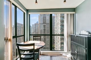 Photo 4: 2310 939 HOMER Street in Vancouver: Yaletown Condo for sale in "THE PINNACLE" (Vancouver West)  : MLS®# R2808468