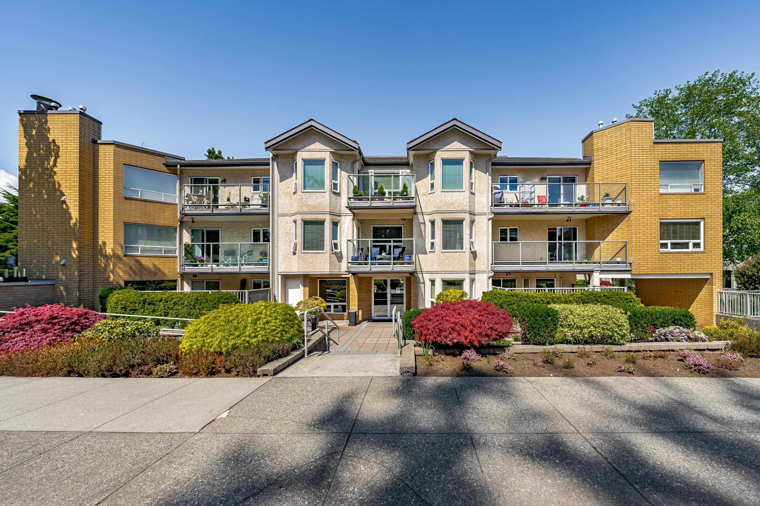 Main Photo: 108 15255 18 Avenue in Surrey: King George Corridor Condo for sale in "THE COURTYARDS" (South Surrey White Rock)  : MLS®# R2842054