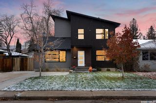 Photo 1: 1319 13th Street in Saskatoon: Varsity View Residential for sale : MLS®# SK962960