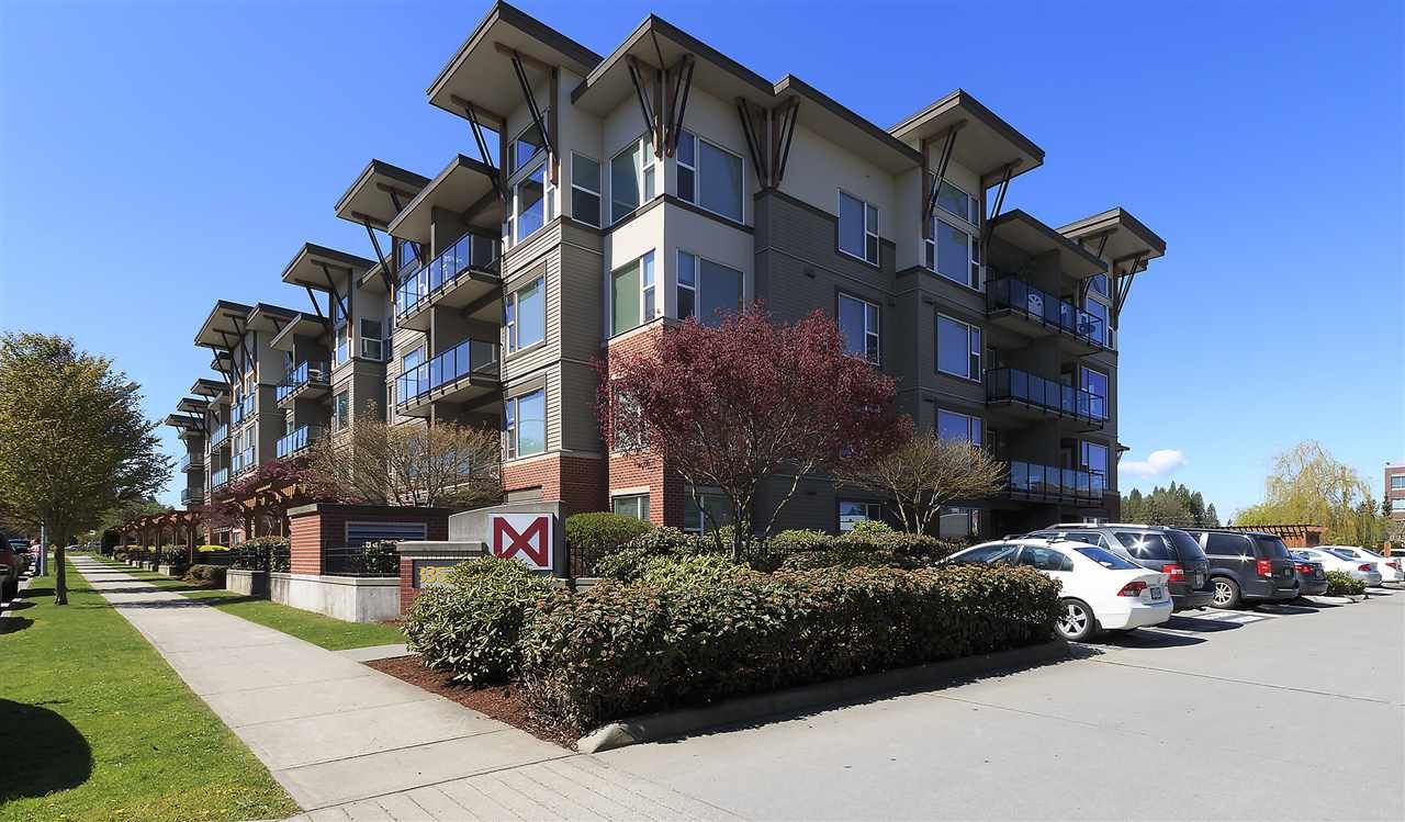Main Photo: 415 33539 HOLLAND Avenue in Abbotsford: Central Abbotsford Condo for sale in "THE CROSSING" : MLS®# R2159342