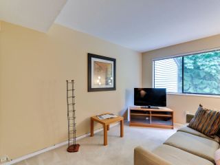 Photo 15: 8560 WOODGROVE PLACE in Burnaby: Forest Hills BN Townhouse for sale (Burnaby North)  : MLS®# R2273827