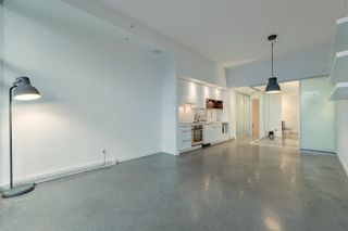 Photo 7: 276 E 2ND Avenue in Vancouver: Mount Pleasant VE Townhouse for sale in "Jacobsen" (Vancouver East)  : MLS®# R2752859