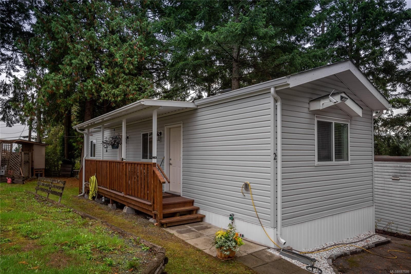 Main Photo: 2 1000 Chase River Rd in Nanaimo: Na Chase River Manufactured Home for sale : MLS®# 887686