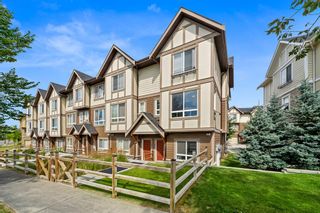 Photo 1: 898 Sherwood Boulevard NW in Calgary: Sherwood Row/Townhouse for sale : MLS®# A1246698