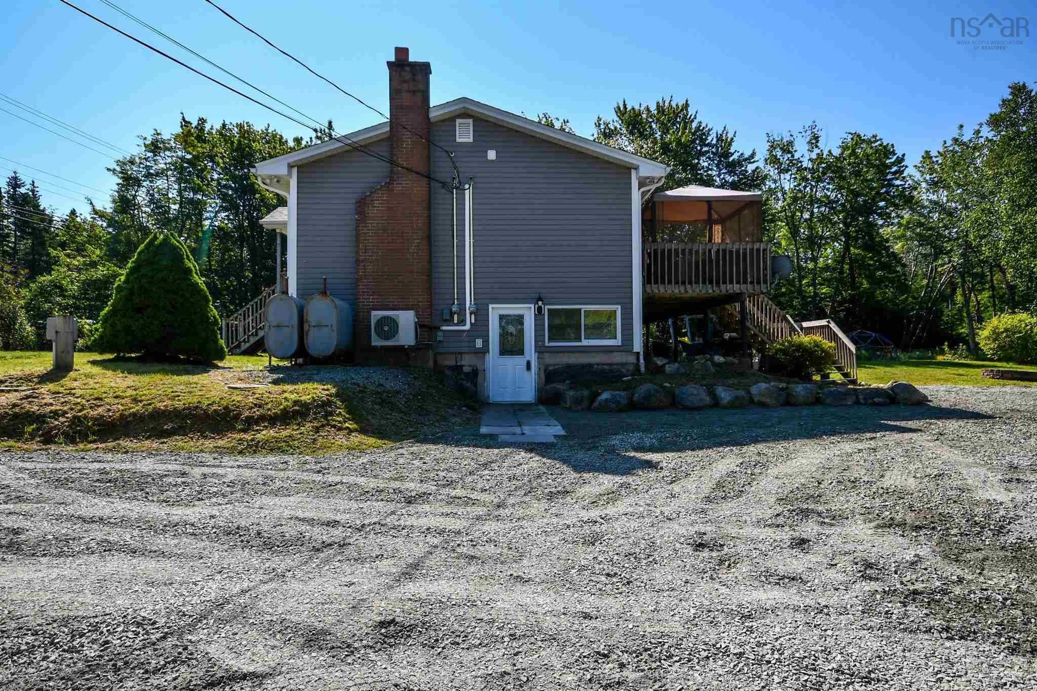 Photo 17: Photos: 193 Terence Bay Road in Whites Lake: 40-Timberlea, Prospect, St. Margaret`S Bay Residential for sale (Halifax-Dartmouth)  : MLS®# 202122068
