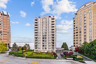 Photo 2: 405 2271 BELLEVUE Avenue in West Vancouver: Dundarave Condo for sale in "ROSEMONT" : MLS®# R2735983