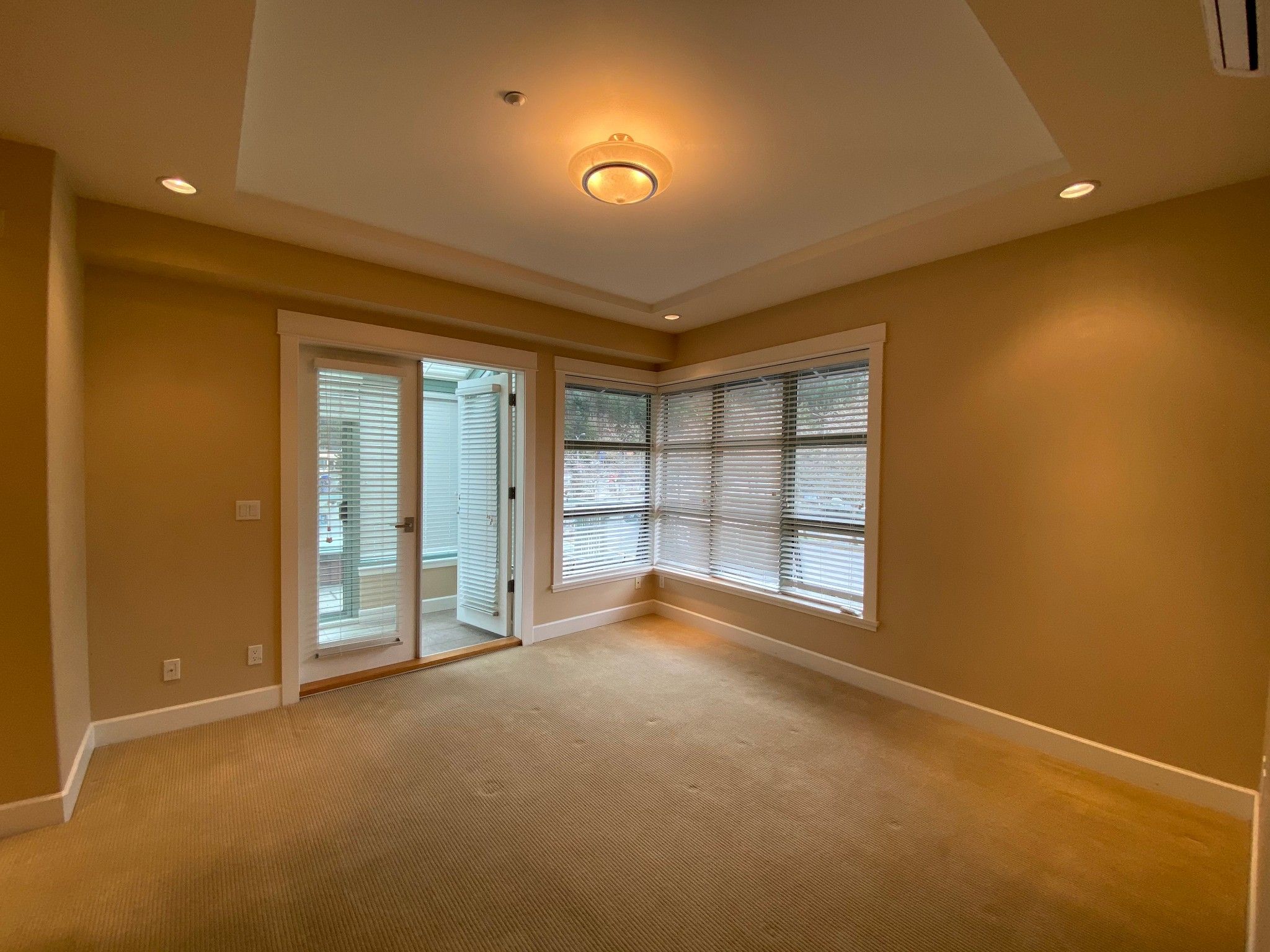 Photo 6: Photos: PH7-6688 Royal Ave in West Vancouver: Horseshoe Bay WV Condo for rent