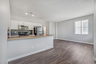 Photo 7: 136 Everridge Gardens SW in Calgary: Evergreen Row/Townhouse for sale : MLS®# A1259244