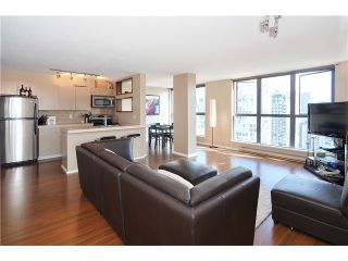 Photo 2: 1705 1238 SEYMOUR Street in Vancouver: Downtown VW Condo for sale in "SPACE" (Vancouver West)  : MLS®# V977863