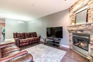 Photo 4: 49 20449 66 Avenue in Langley: Willoughby Heights Townhouse for sale in "Nature's Landing" : MLS®# R2746070