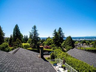 Photo 8: 190 E ST. JAMES Road in North Vancouver: Upper Lonsdale House for sale : MLS®# R2587333