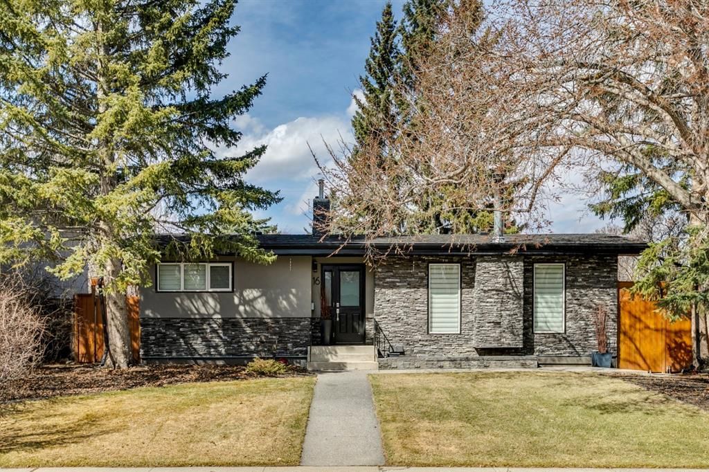 Main Photo: 16 Harley Road SW in Calgary: Haysboro Detached for sale : MLS®# A1092944
