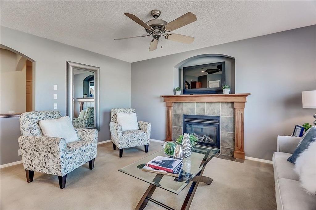 Photo 5: Photos: 82 COVEWOOD Circle NE in Calgary: Coventry Hills House for sale : MLS®# C4141062