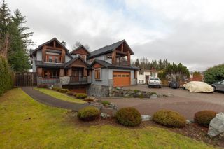 Photo 2: 40211 GARIBALDI Way in Squamish: Garibaldi Estates House for sale in "Garibaldi Estates" : MLS®# R2685564
