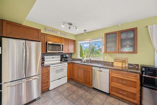 Photo 9: 6361 SUNDANCE Drive in Surrey: Cloverdale BC House for sale (Cloverdale)  : MLS®# R2723957