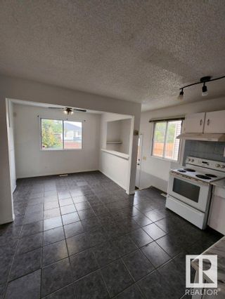 Photo 4: 15608 84 Street in Edmonton: Zone 28 House for sale : MLS®# E4301621