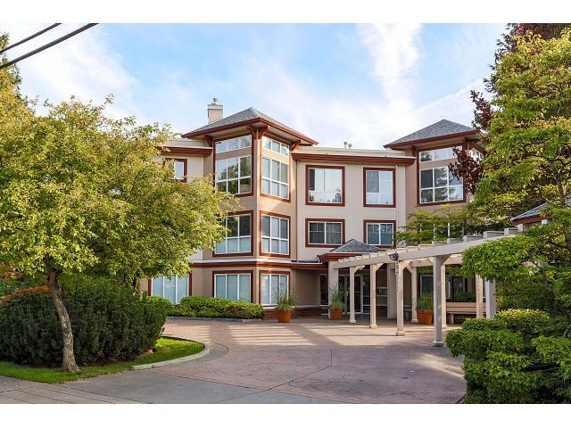 Main Photo: 308 15342 20 Avenue in Surrey: King George Corridor Condo for sale in "STERLING PLACE" (South Surrey White Rock)  : MLS®# R2005987