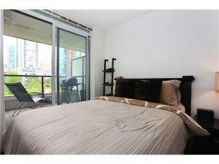 Photo 18: 301 988 RICHARDS Street in Vancouver: Yaletown Condo for sale in "TRIBECA LOFTS" (Vancouver West)  : MLS®# V1009541