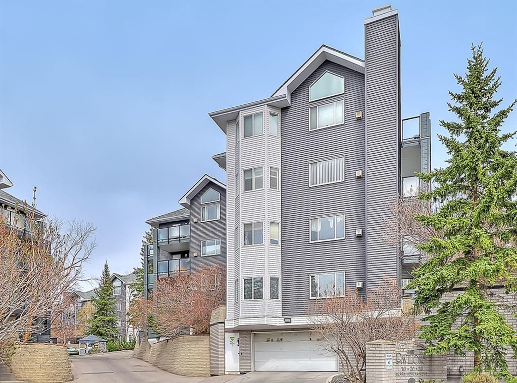 Main Photo: 105 30 Sierra Morena Mews SW in Calgary: Signal Hill Apartment for sale : MLS®# A1218694