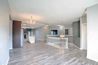 Photo 8: 44 Valley Meadow Crescent NW in Calgary: Valley Ridge Detached for sale : MLS®# A2003432