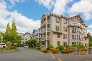 Photo 1: 101 1240 Verdier Ave in Central Saanich: CS Brentwood Bay Condo for sale : MLS®# 913735