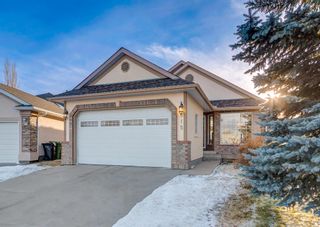 Photo 1: 315 Scenic View Bay NW in Calgary: Scenic Acres Detached for sale : MLS®# A2013659