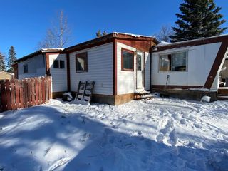 Photo 3: 303 5311 60 Street: Rocky Mountain House Detached for sale : MLS®# A2009813