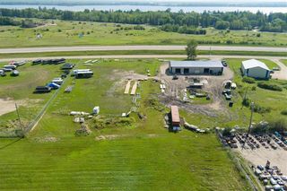 Photo 9: 9 & 11 Drifters Bend in Lac Du Bonnet: Industrial / Commercial / Investment for sale (R28)  : MLS®# 202222031