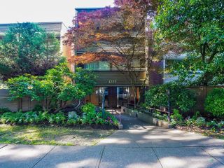 Main Photo: 312 1777 W 13TH Avenue in Vancouver: Fairview VW Condo for sale in "MONT CHARLES" (Vancouver West)  : MLS®# R2681055