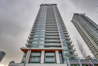 Main Photo: 902 2085 SKYLINE Court in Burnaby: Brentwood Park Condo for sale in "Solo 3" (Burnaby North)  : MLS®# R2643731