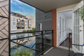 Photo 17: 111 2 RENAISSANCE Square in New Westminster: Quay Condo for sale in "THE LIDO" : MLS®# R2202214