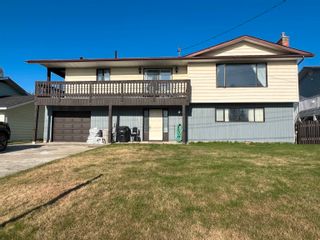Photo 1: 15 MUNRO Crescent in Mackenzie: Mackenzie -Town House for sale : MLS®# R2770169