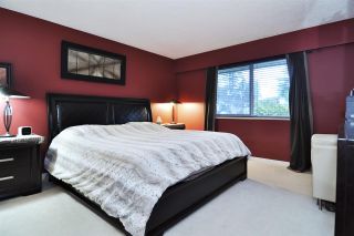 Photo 11: 18123 57A Avenue in Surrey: Cloverdale BC House for sale (Cloverdale)  : MLS®# R2525640