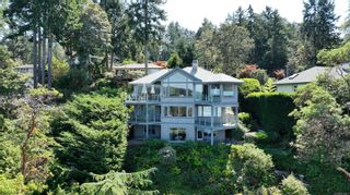 Photo 2: 740 Sea Dr in Central Saanich: CS Brentwood Bay House for sale : MLS®# 913303