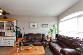 Photo 9: 315 6336 197 Street in Langley: Willoughby Heights Condo for sale in "Rockport" : MLS®# R2122870