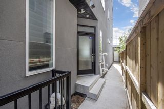 Photo 4: 2 4729 17 Avenue NW in Calgary: Montgomery Row/Townhouse for sale : MLS®# A1227862