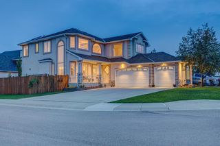 Photo 1: 200 West Creek Crescent: Chestermere Detached for sale : MLS®# A2031055