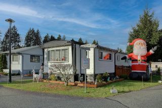Photo 2: 19659 PLANETREE Lane in Pitt Meadows: Central Meadows Manufactured Home for sale in "Meadow Highlands" : MLS®# R2638100