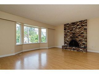 Photo 2: 15970 N BLUFF Road: White Rock House for sale in "White Rock" (South Surrey White Rock)  : MLS®# F1450354