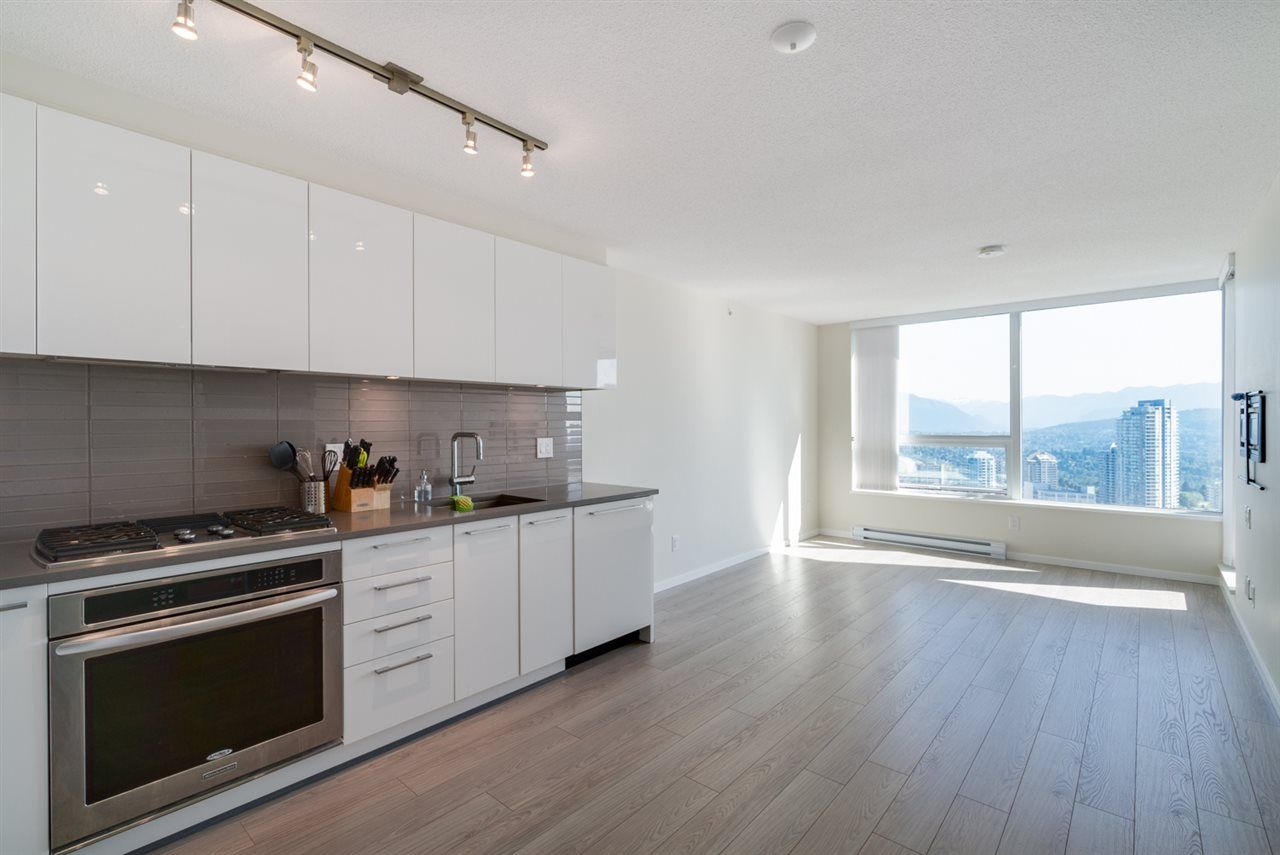 Main Photo: 3508 6658 DOW Avenue in Burnaby: Metrotown Condo for sale in "Moda" (Burnaby South)  : MLS®# R2209185