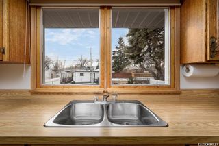 Photo 7: 805 Duffield Street West in Moose Jaw: Westmount/Elsom Residential for sale : MLS®# SK952139