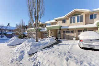 Photo 2: 240 13888 70 Avenue in Surrey: East Newton Townhouse for sale in "Chelsea Gardens" : MLS®# R2743268
