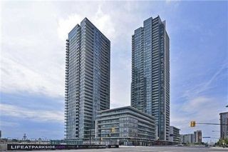 Photo 1: 207 4070 Confederation Parkway in Mississauga: City Centre Condo for sale : MLS®# W3283555