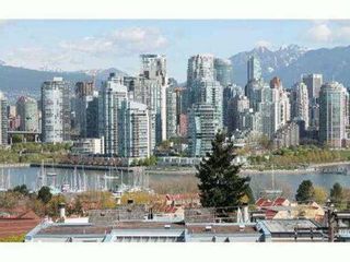 Photo 2: 403 1040 W 8TH Avenue in Vancouver: Fairview VW Condo for sale in "THE MAXMILLIAN" (Vancouver West)  : MLS®# V1081621