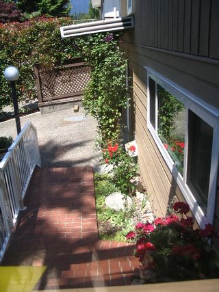 Photo 2: 2148 TOMPKINS Crescent in North_Vancouver: Blueridge NV House for sale (North Vancouver)  : MLS®# V774785