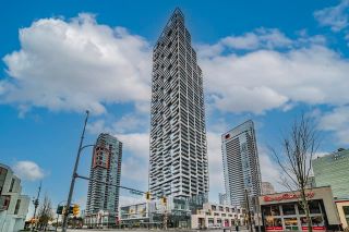 Main Photo: 3907 6000 MCKAY Avenue in Burnaby: Metrotown Condo for sale in "STATION SQUARE 5" (Burnaby South)  : MLS®# R2857185